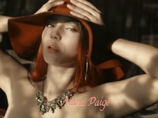 Alana_Paige