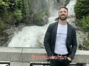 Aronmusclesman
