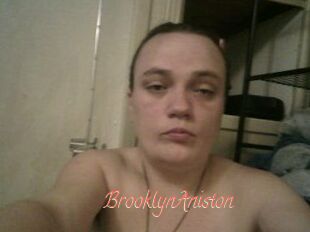Brooklyn_Aniston