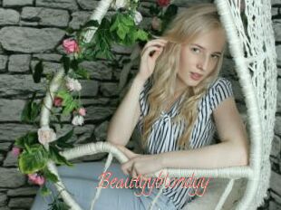 Beautyyblondyy