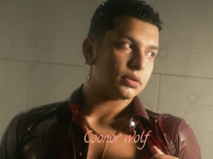 Coonor_wolf