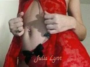 Julia_Lynn