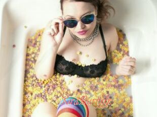 KiraBurnxxx