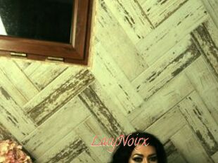 LacyNoirx