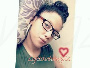 Lightskinbeauty22