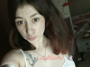 Lolablooms