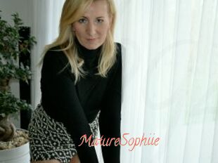 MatureSophiie