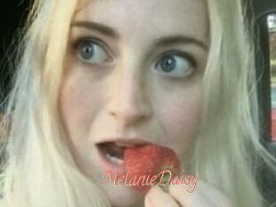 Melanie_Daisy