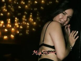 MiaSttonee