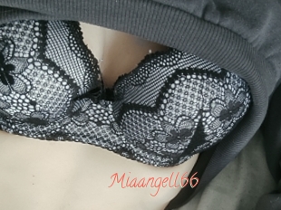 Miaangell66