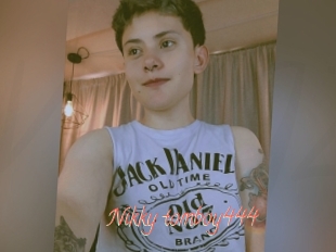 Nikky_tomboy444