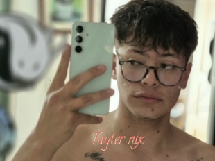 Tayler_nix