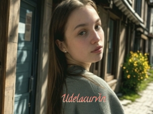 Udelacurvin
