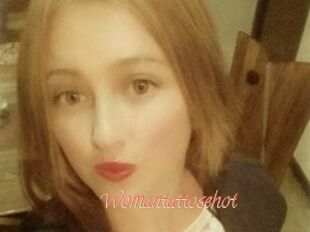 Womantattosehot